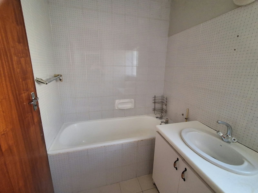To Let 3 Bedroom Property for Rent in Walmer Eastern Cape